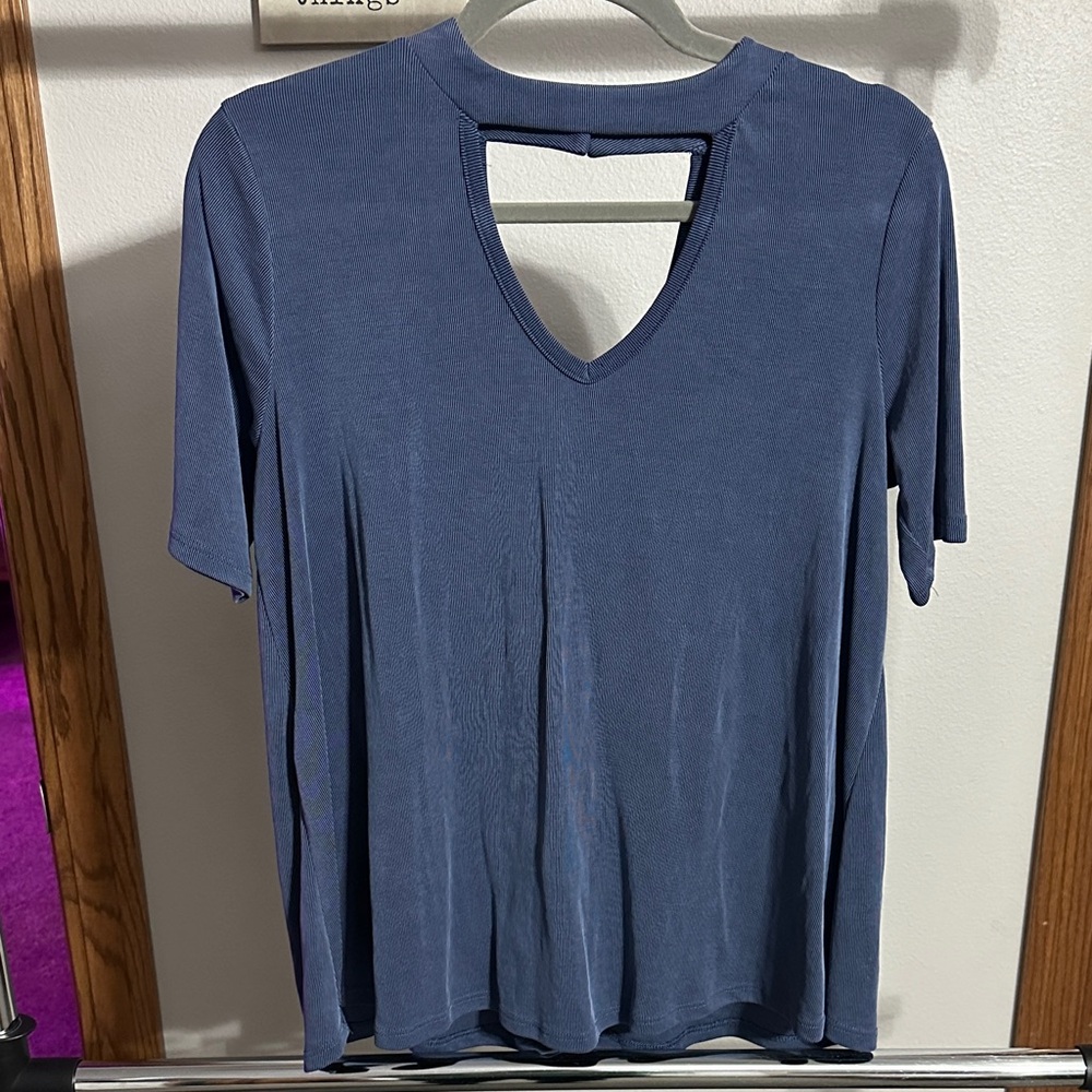 Kim & Cami Slate Blue V-Neck Ribbed Blouse